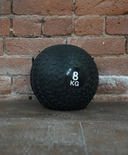 Load image into Gallery viewer, fitness store 8 kg black slam ball

