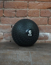 Load image into Gallery viewer, fitness store 6 kg black slam ball
